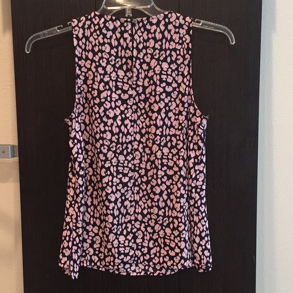 Floral sleeveless top sz S - Picture 6 of 6